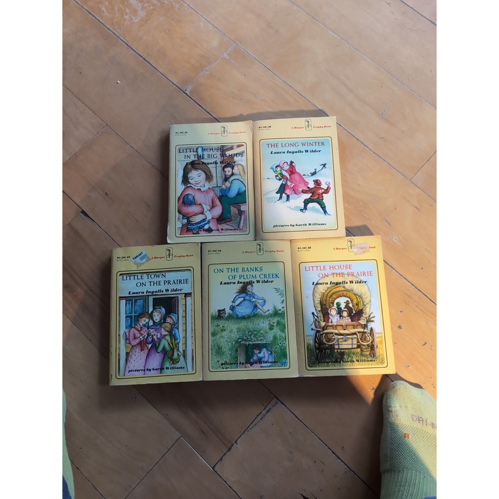 Little House on the Prairie Books Classic 1971 Laura‎ Ingalls Wilder Set of 6